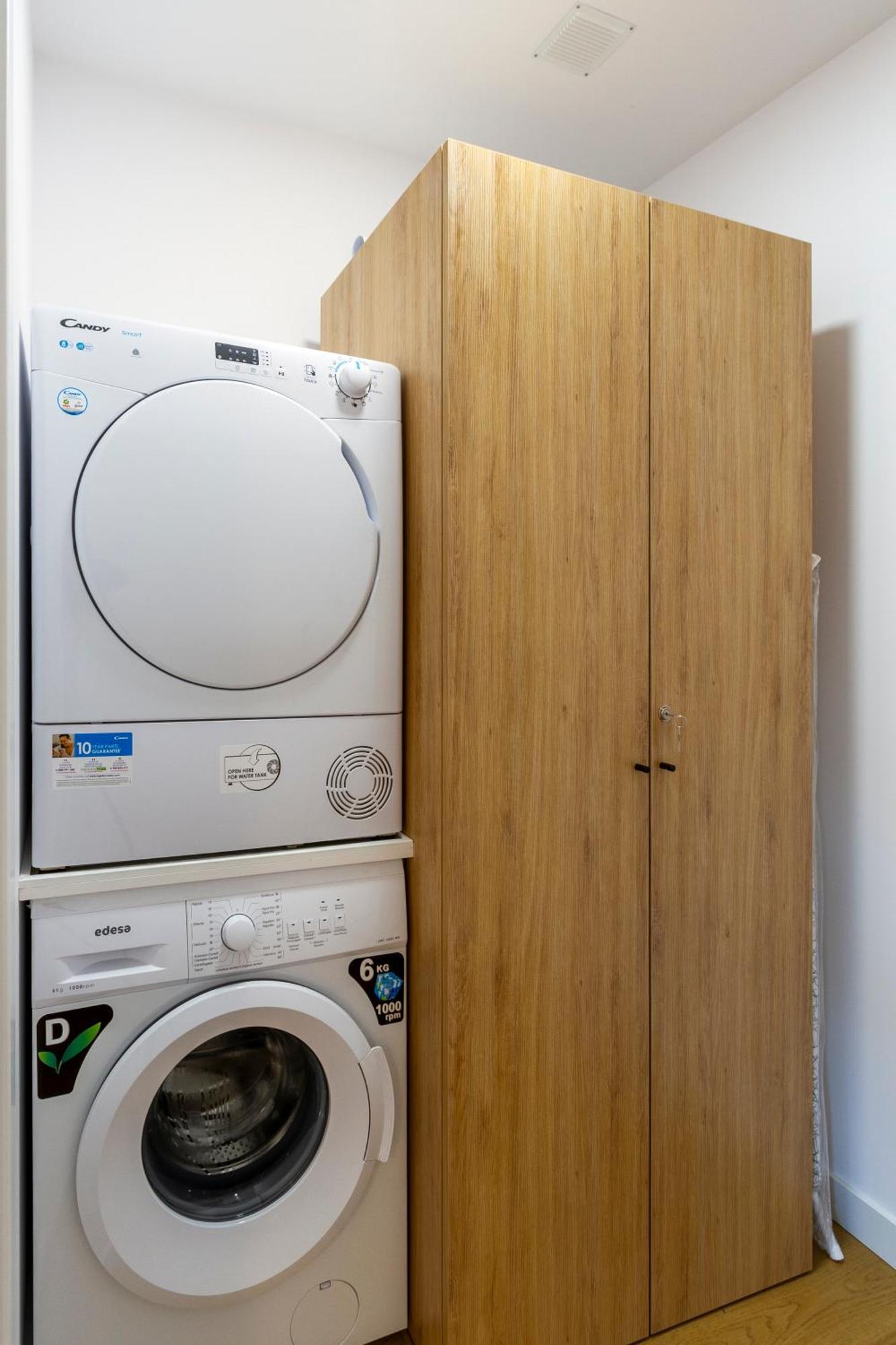 Urbanfive Apartamentos Ourense Centro Ngoại thất bức ảnh